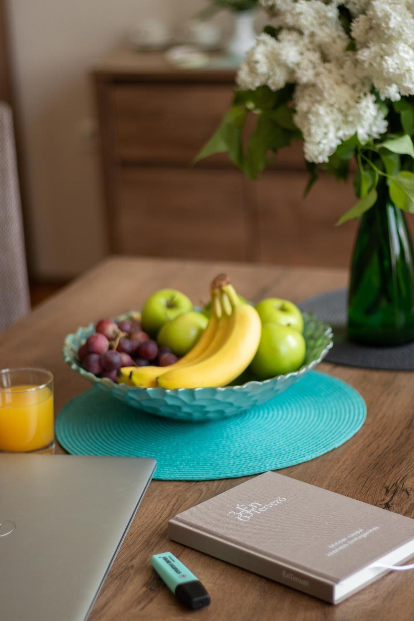 Suzy Apartman Eger Ngoại thất bức ảnh