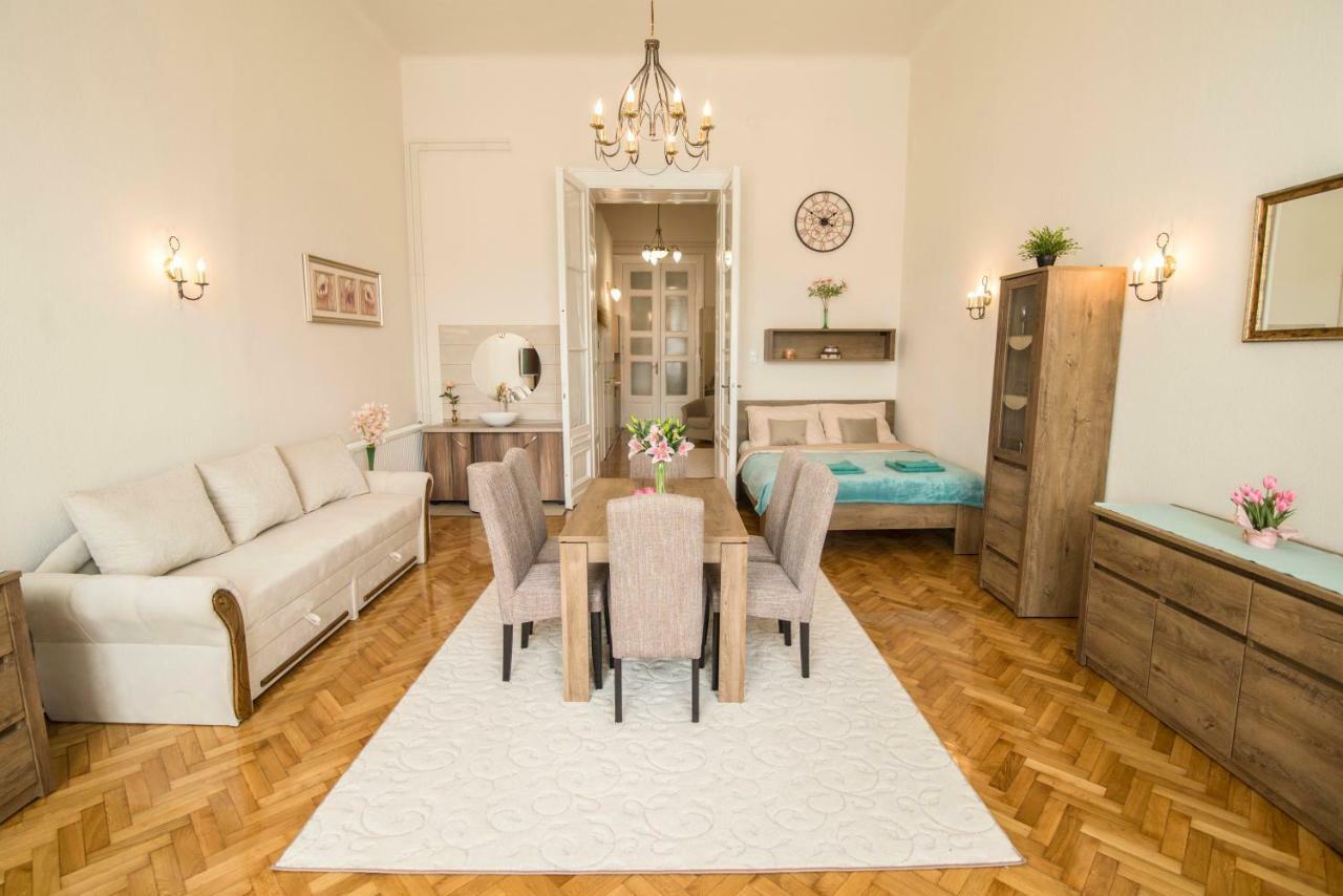 Suzy Apartman Eger Ngoại thất bức ảnh