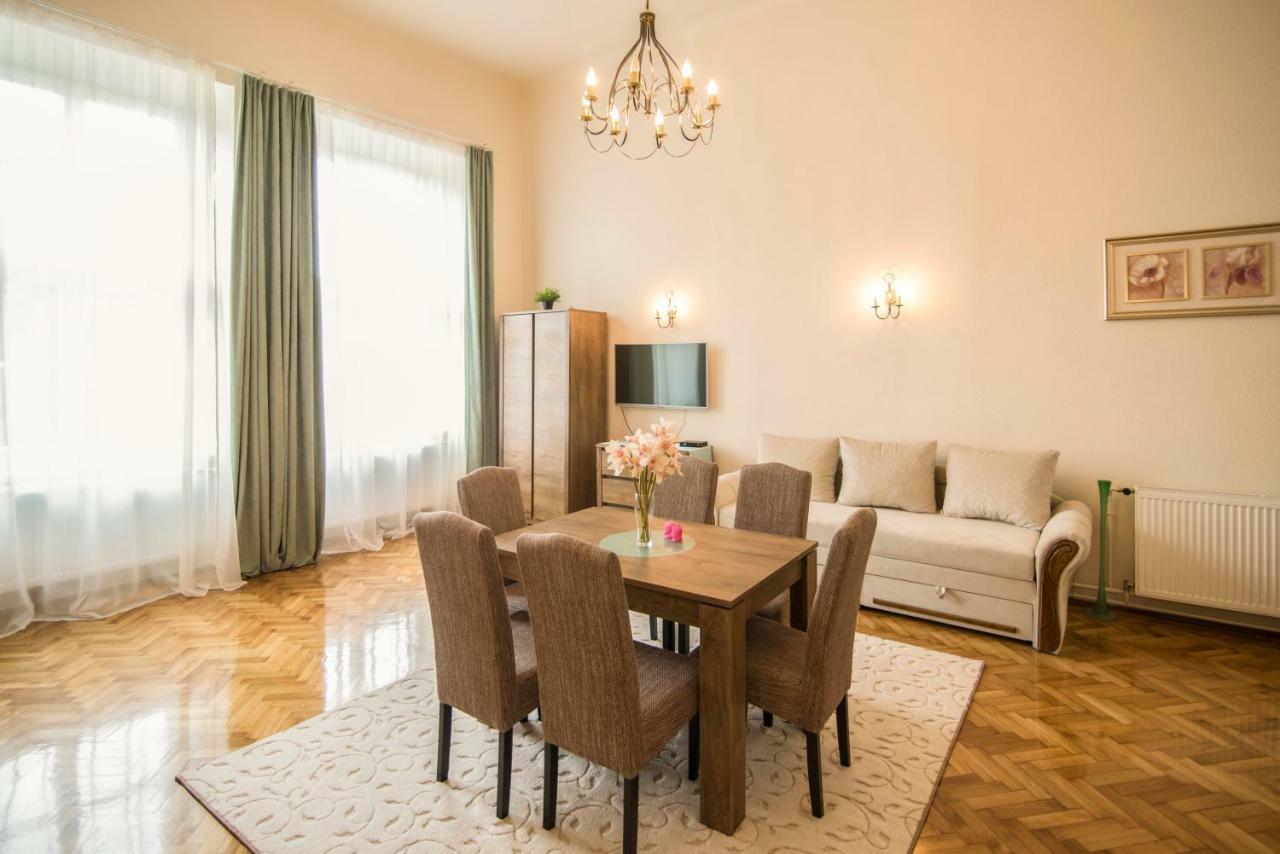 Suzy Apartman Eger Ngoại thất bức ảnh