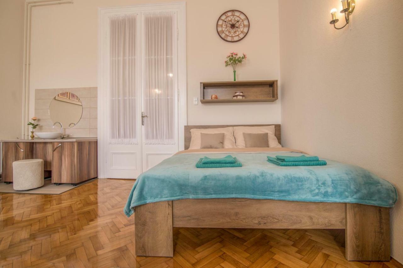 Suzy Apartman Eger Ngoại thất bức ảnh