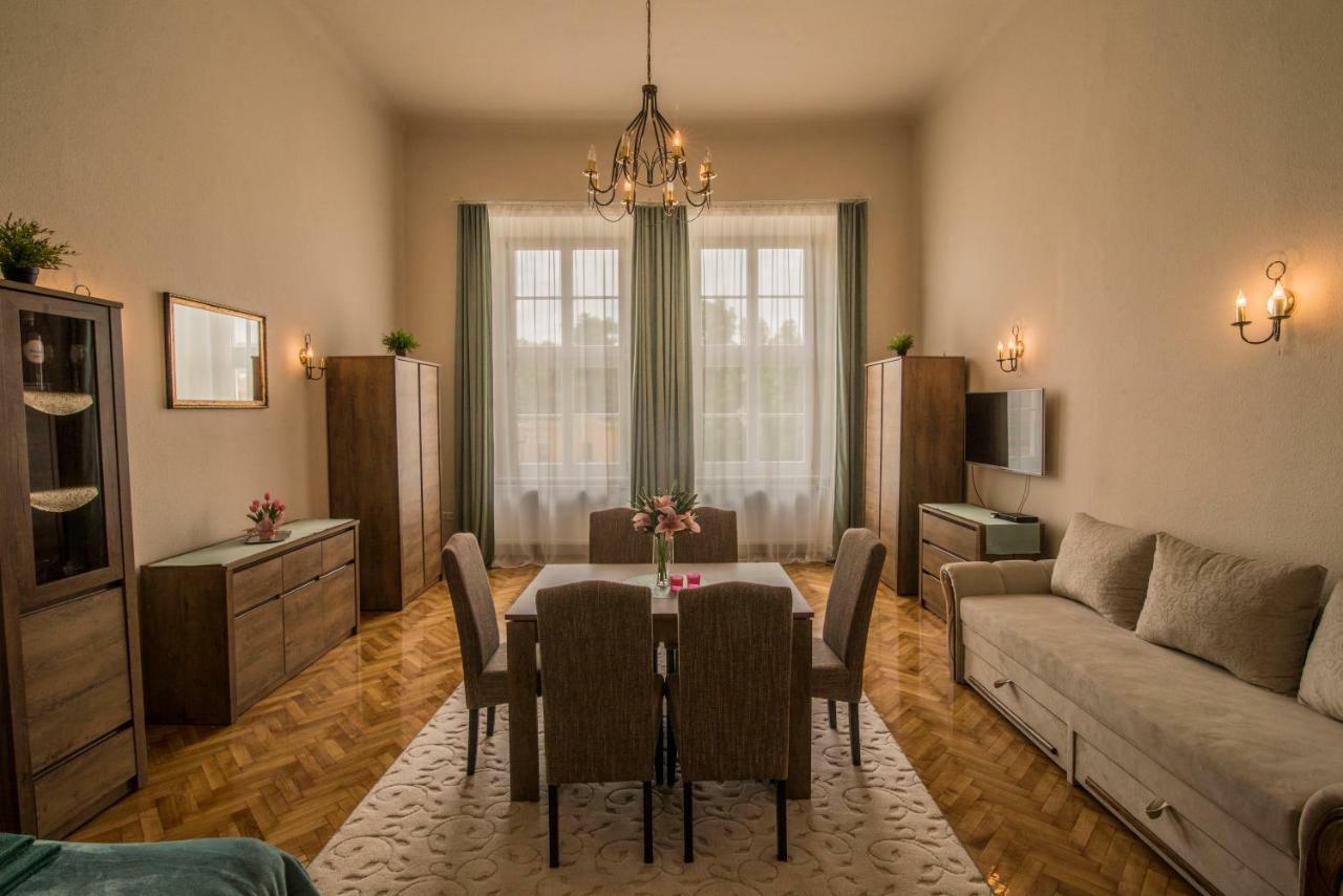 Suzy Apartman Eger Ngoại thất bức ảnh